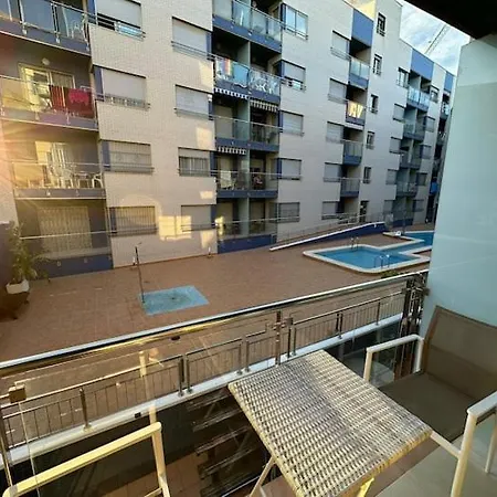 Апартаменты Casa Flora - Beachfront - Pool - Garage Торевьиа